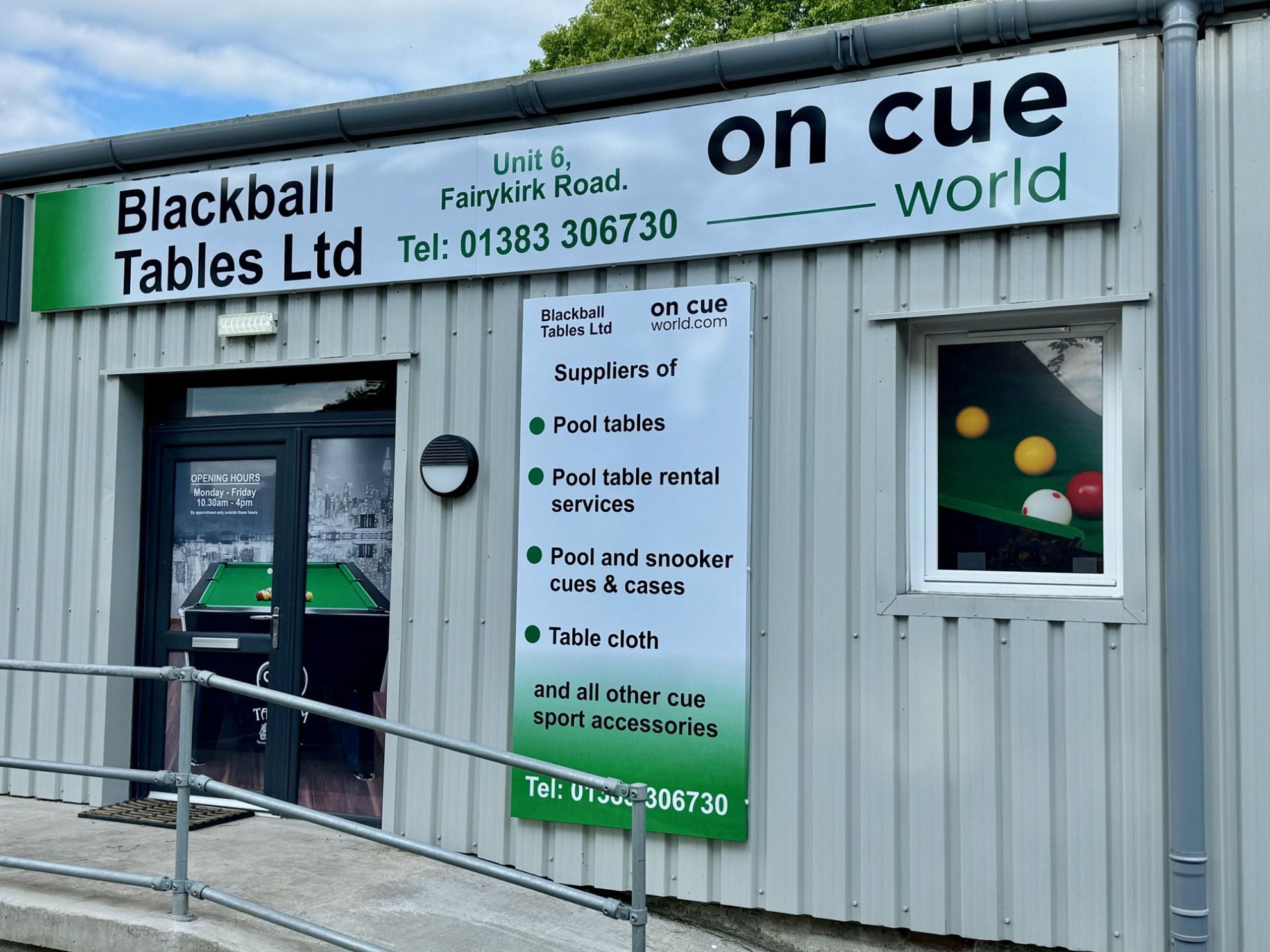 Picture for manufacturer On Cue World